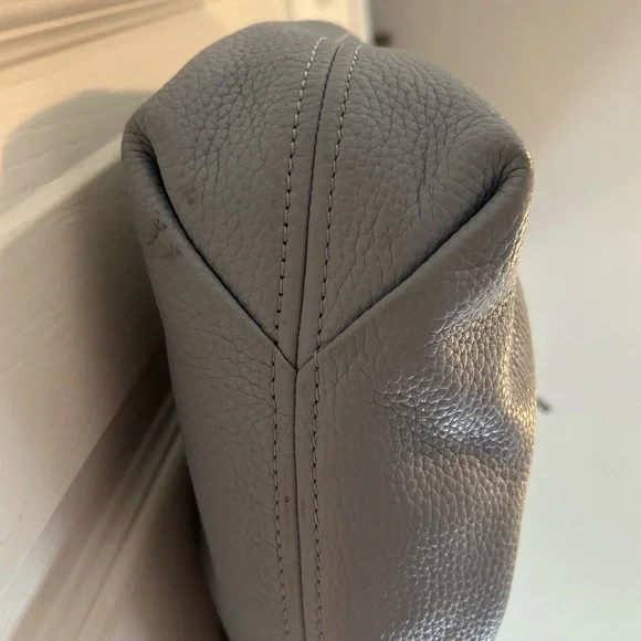 Michael Kors Sky Blue Pebbled Leather Bedford Hobo Shoulder Bag - Picture 3 of 8